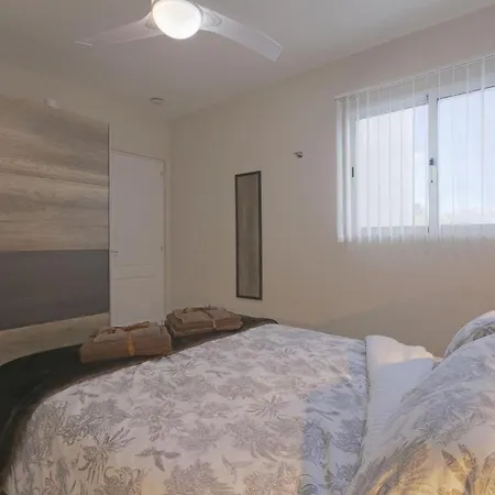 Апартаменты Stunning Within Nr Cristianos *